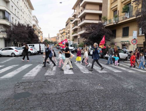 Senza le auto migliora la qualità dell’aria davanti a 2.000 scuole a Milano e Roma. Lo dimostra un nuovo studio scientifico